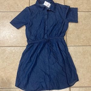 Womens jean dress size Medium. New with tags
